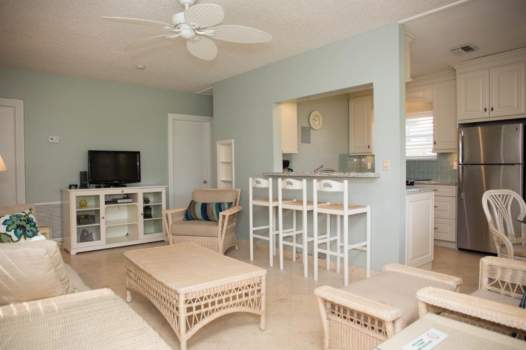 Royal Flamingo Villas Hillsboro Beach Buitenkant foto